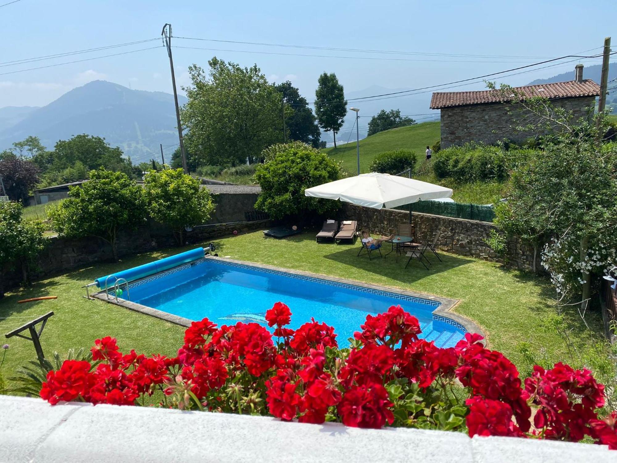 Appartamento Bilbo Near Atico Rural Con Terraza Basauri Esterno foto