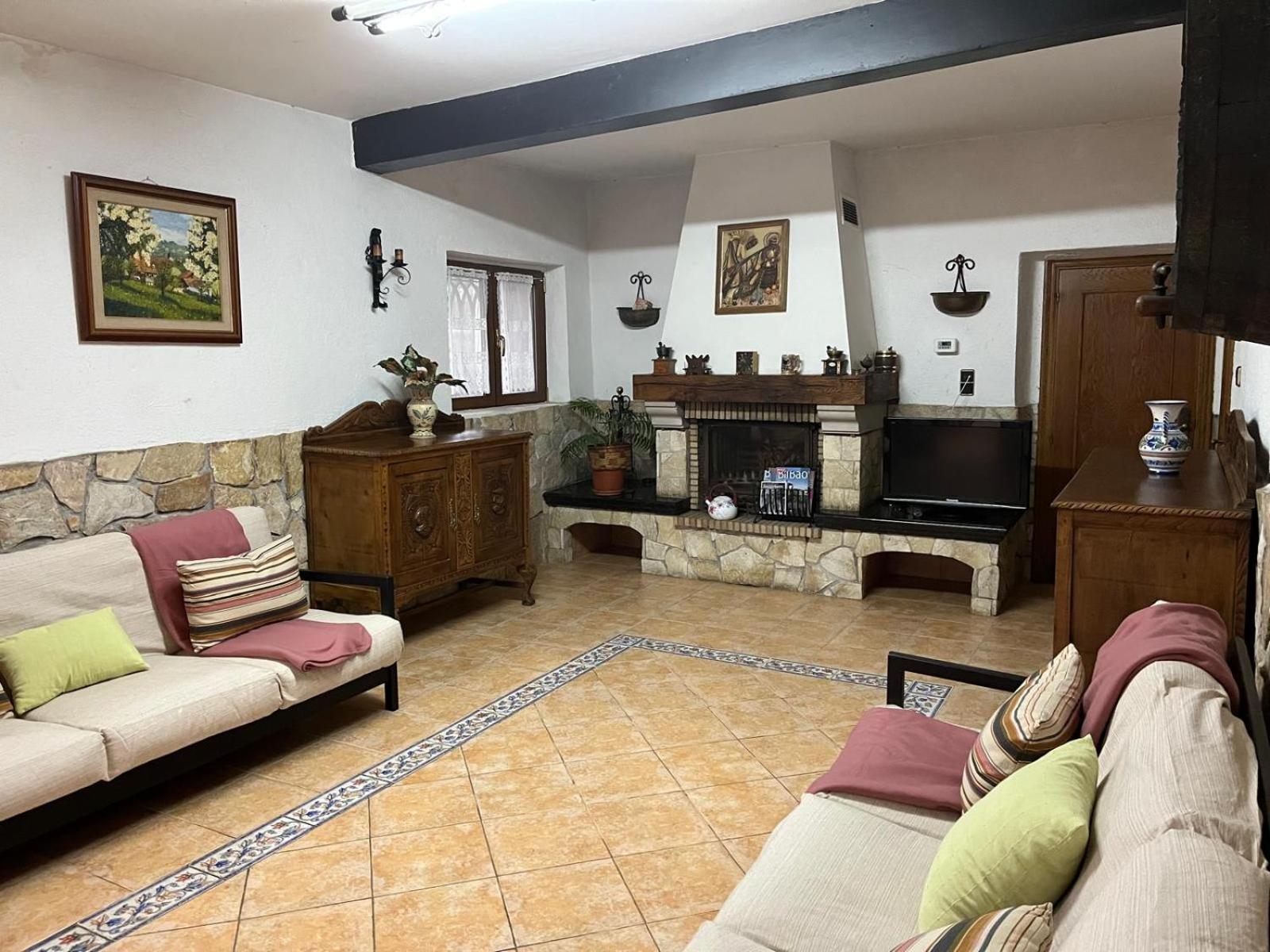 Appartamento Bilbo Near Atico Rural Con Terraza Basauri Esterno foto